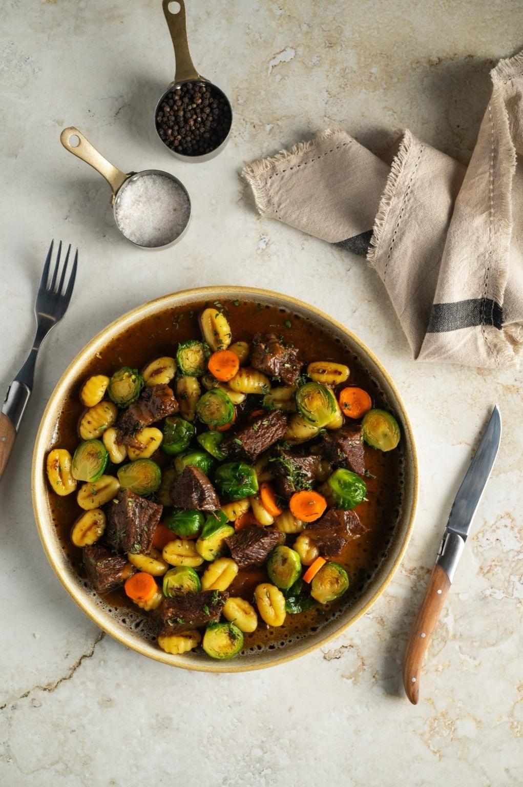 Policzka wołowe wolno gotowane